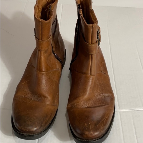 JOHNSTON & MURPHY MOC TOE LEATHER BOOTS